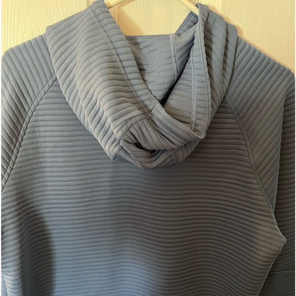 Apana sweatshirt. Size M - Picture 3 of 4